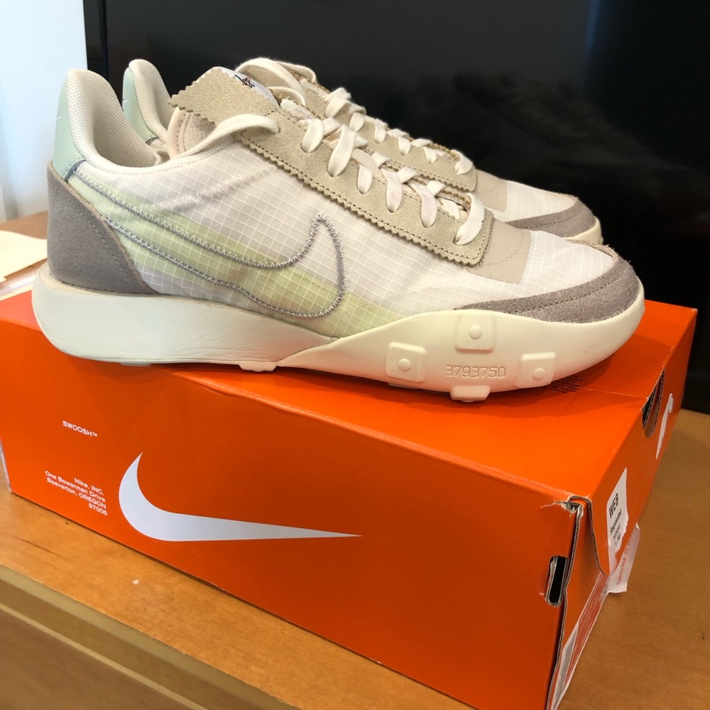 Nike Waffle Racer